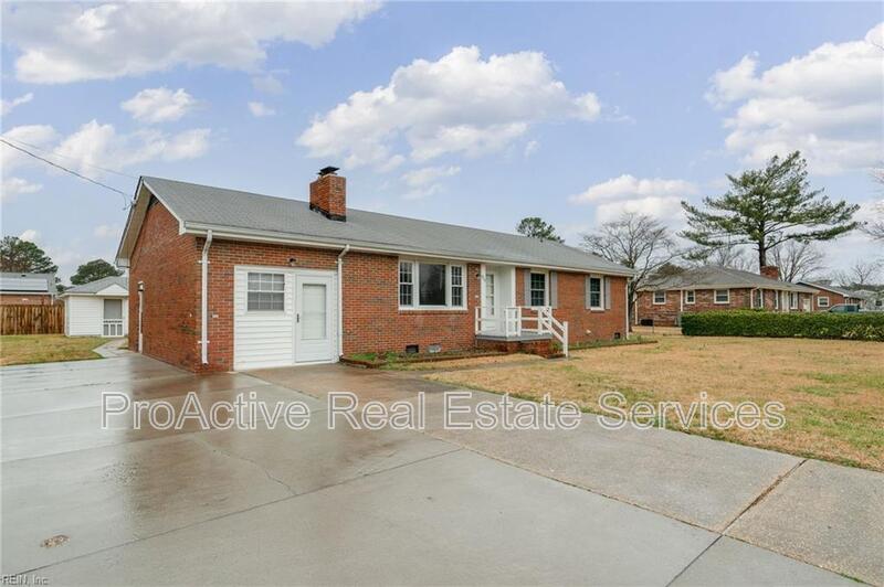 Chesapeake House: 1720 Dock Landing Rd
