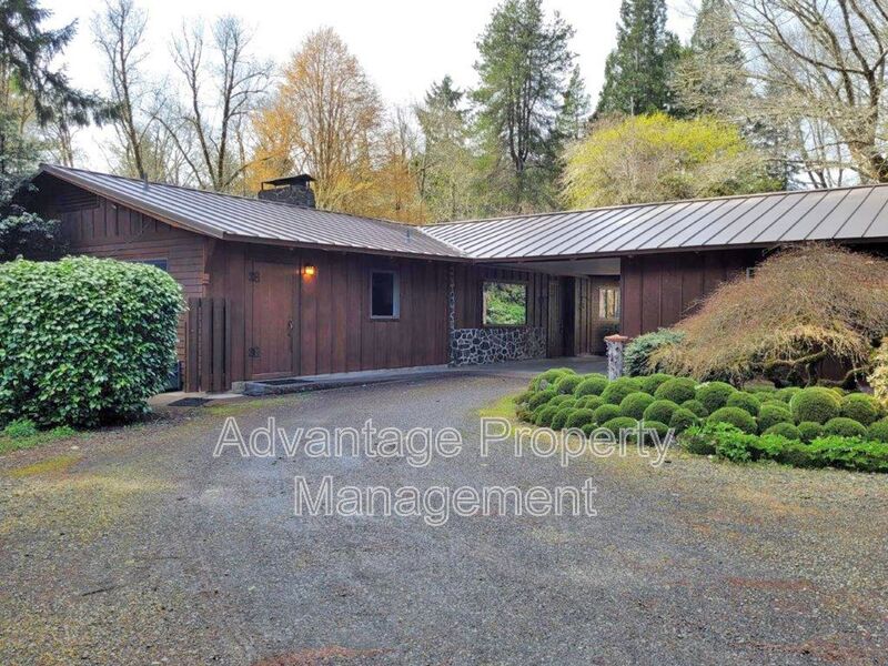 Philomath House: 22876 Alsea Hwy