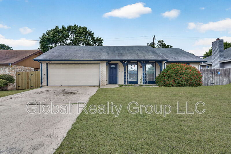 Live Oak House: 7713 Narrow Pass St