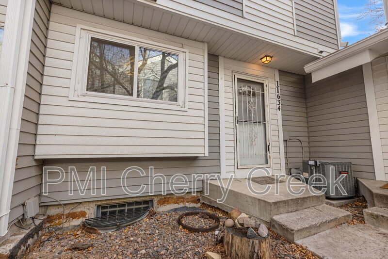 Aurora Townhome: 11634 E Bayaud Dr