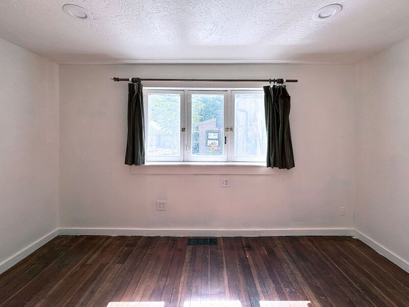 Photo 4 of rental home at 444 Blair Boulevard