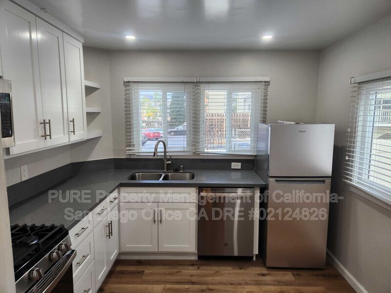 San Diego House: 3944.5 Georgia St