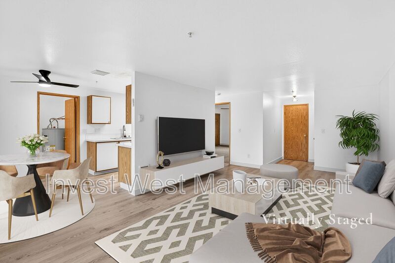 VANCOUVER House: 12514 SE 7 STREET