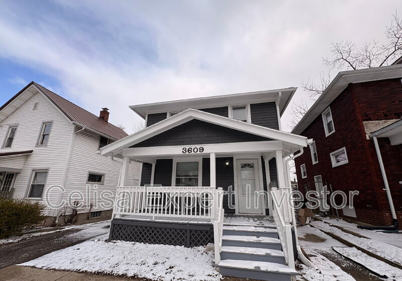 Fort Wayne House: 3609 South Harrison Street