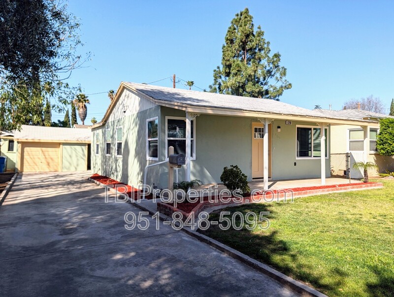 Riverside House: 5769 Eugene St