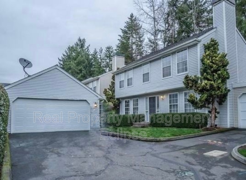 Kirkland House: 12864 103rd PL NE