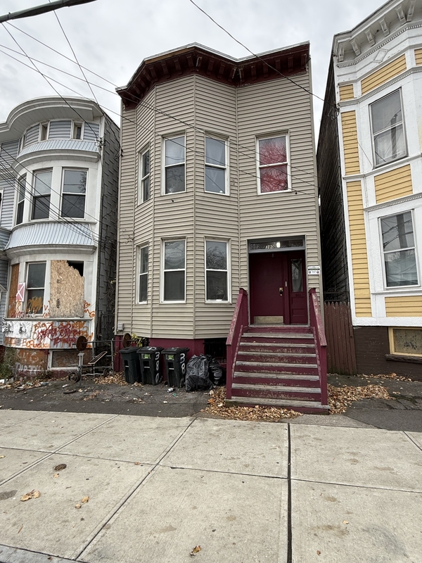 Albany Condo: 380 Orange Street - 1