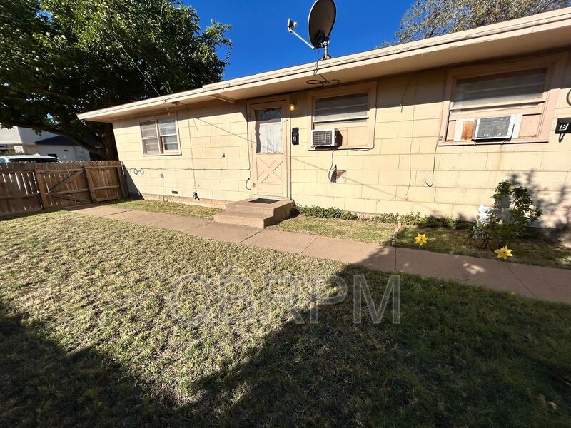 Lubbock House: 3810 22nd PL