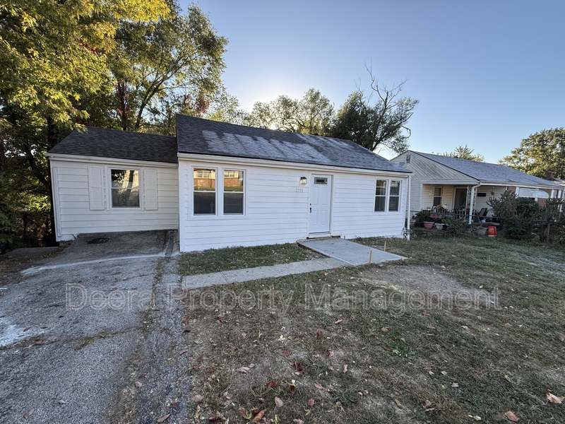 Kansas City House: 2753 North 34th Street