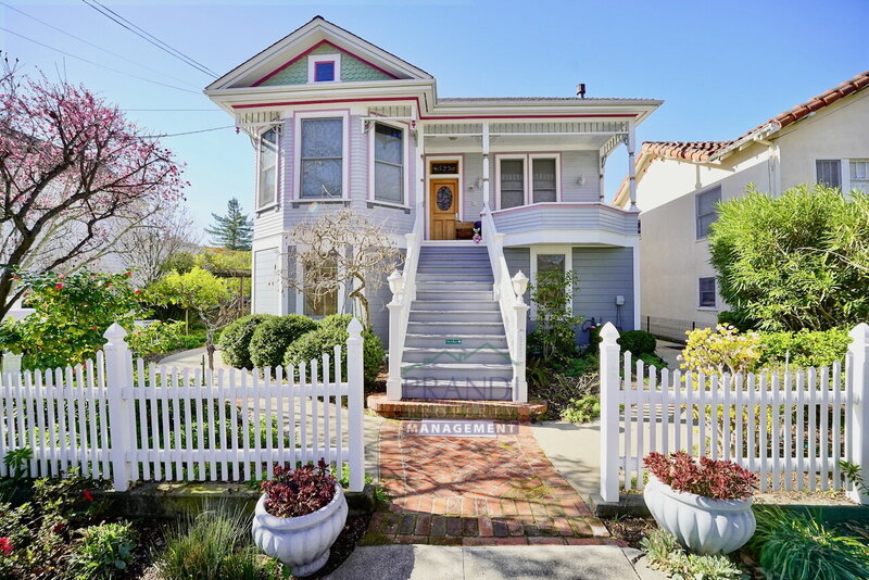 San Rafael Condo: 521-523 C St