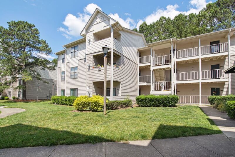 Request a Viewing for 600 Audubon Lake Dr, Unit 3 A12 Tenant Turner