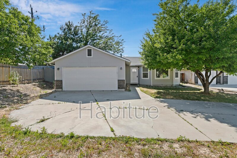 Boise House: 2041 East Oakridge Court
