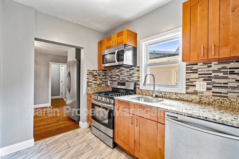 Somerville Condo: 79 Derby Street - Unit 2