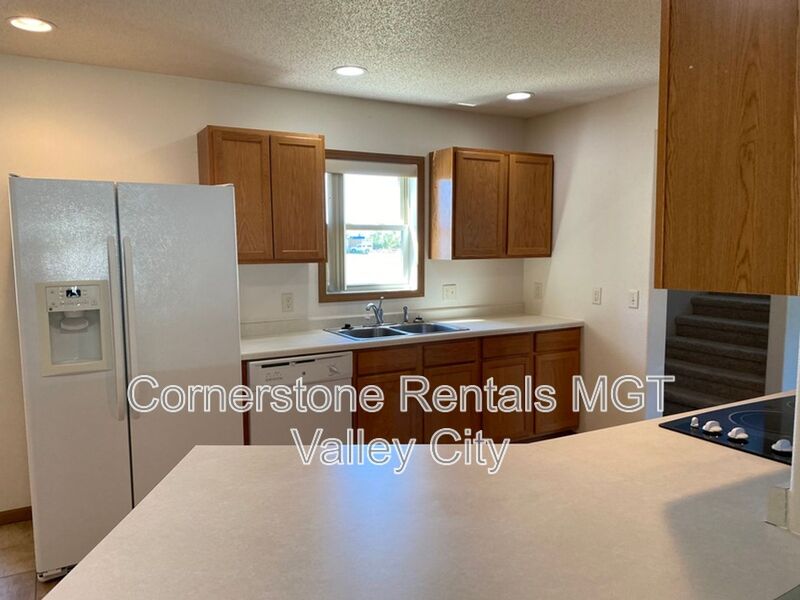 Valley City House: 508 10th Ave SE