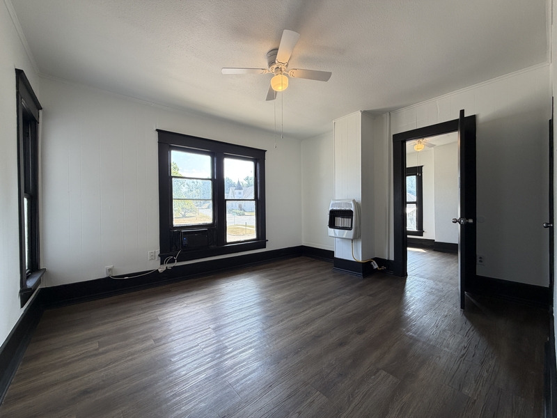 Siloam Springs Condo: 401 East Twin Springs Street - 7