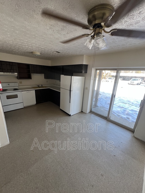 Jerseyville Condo: 201 E Woodlawn