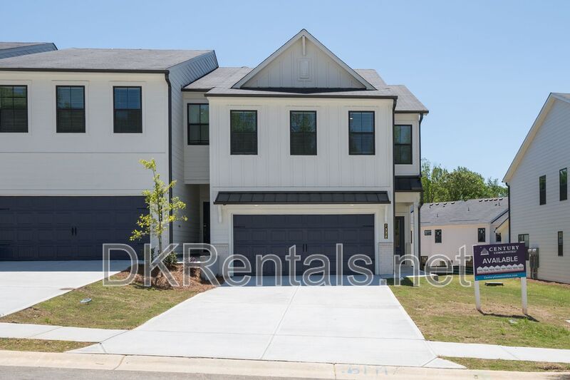 Hoschton House: 7328 Mulberry Trace Lane