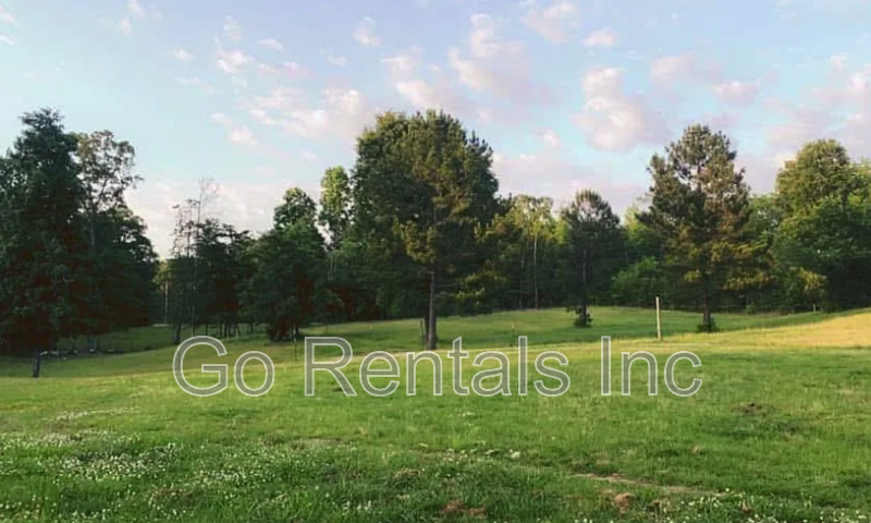 McCalla House: 12839 Davis Creek Road