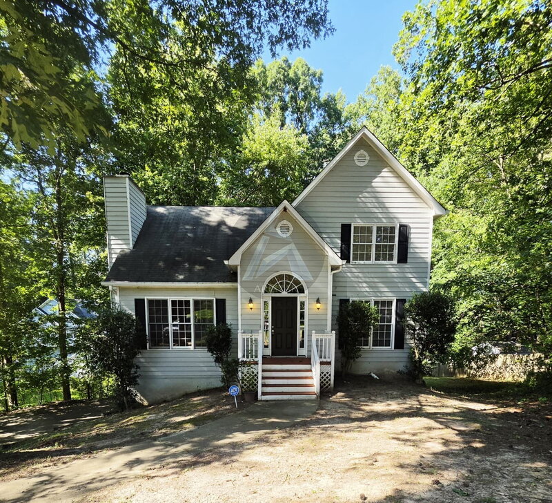 Kennesaw House: 3718 Memorial Parkway Northwest