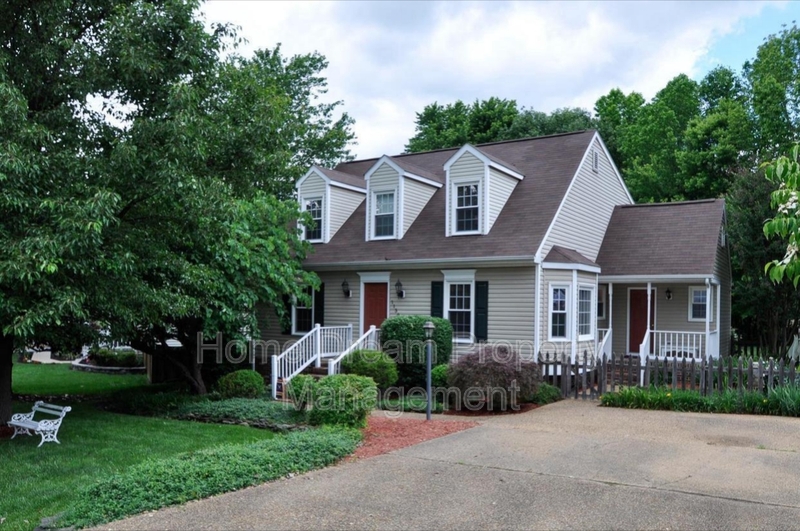 Fredericksburg House: 11304 Enchanted Woods Way