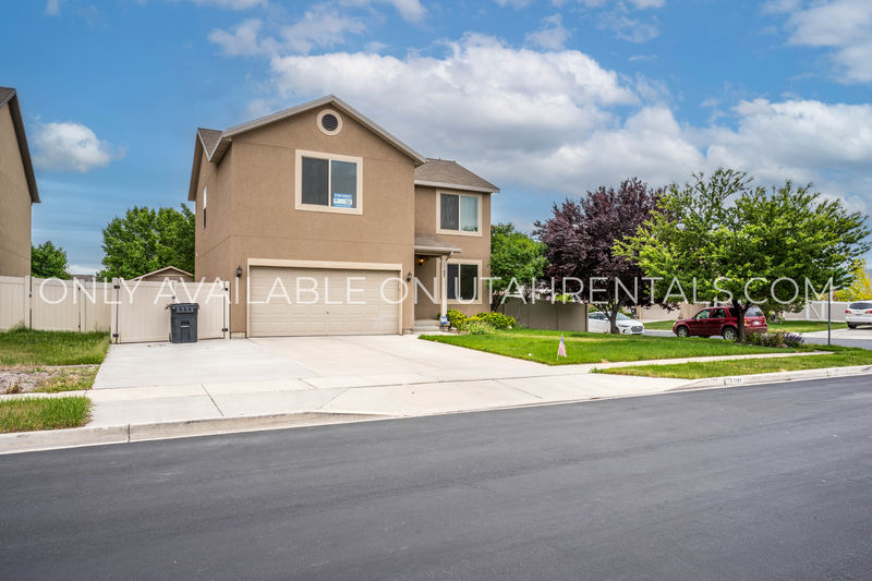 Lindon House: 1787 W 550 N