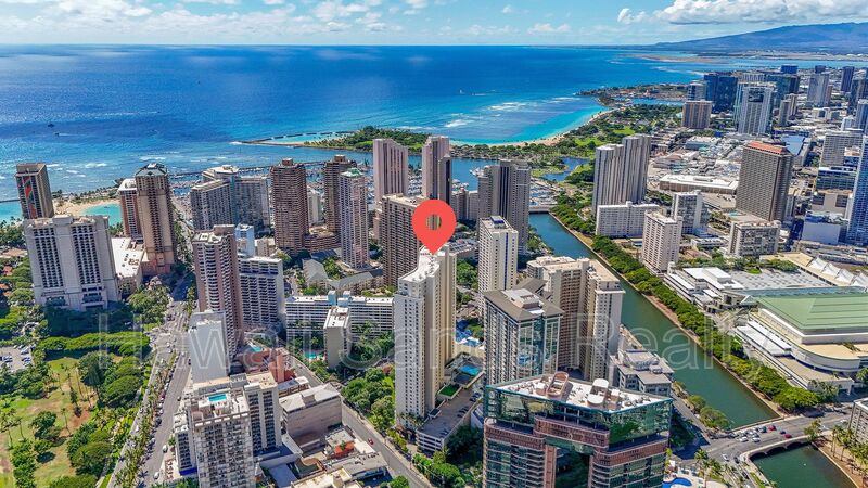 Honolulu House: 469 Ena Road