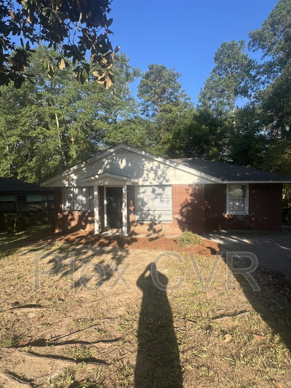 Columbus House: 3111 Urban Avenue