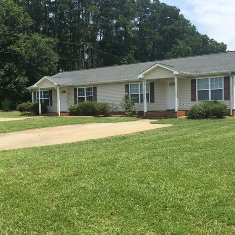 Greer House: 642A W Gap Creek Rd