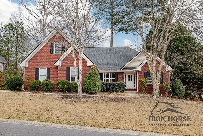 Athens House: 281 Hampton Park Drive