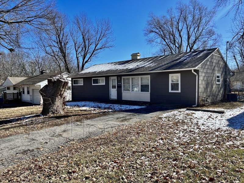 Request a Viewing for 7707 E 112th Terrace Tenant Turner