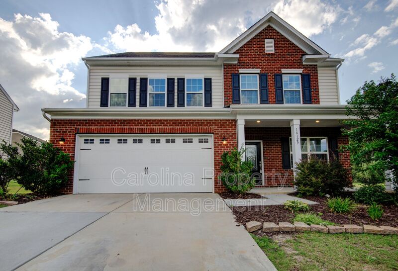 Request a Viewing for 16125 Hammersmith Farm Dr Tenant Turner