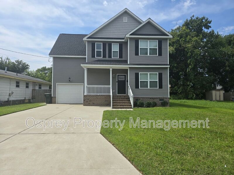 Welcome to this spacious 5 bedroom, 3 bathroom home located in Hampton, 