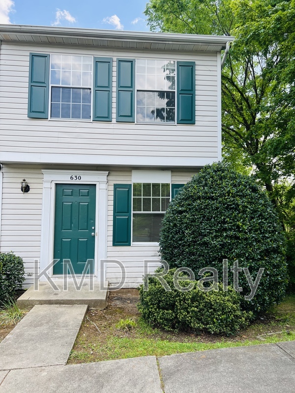 Charlotte Townhome: 630 Lex Drive