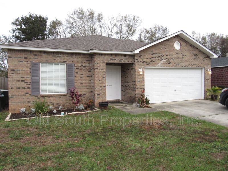 Pensacola House: 608 Saleta Street