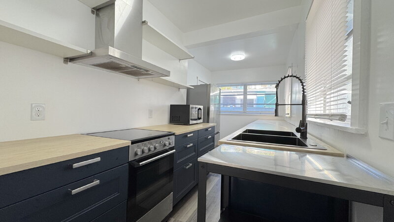 Daytona Beach House: 428 North Oleander Avenue