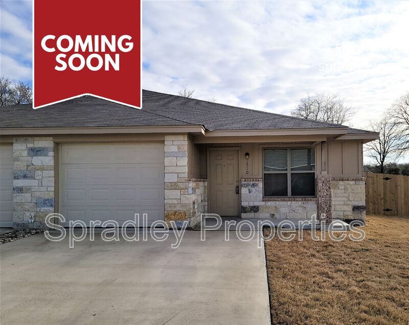 Little River-Academy Townhome: 1510 Brazos Rd