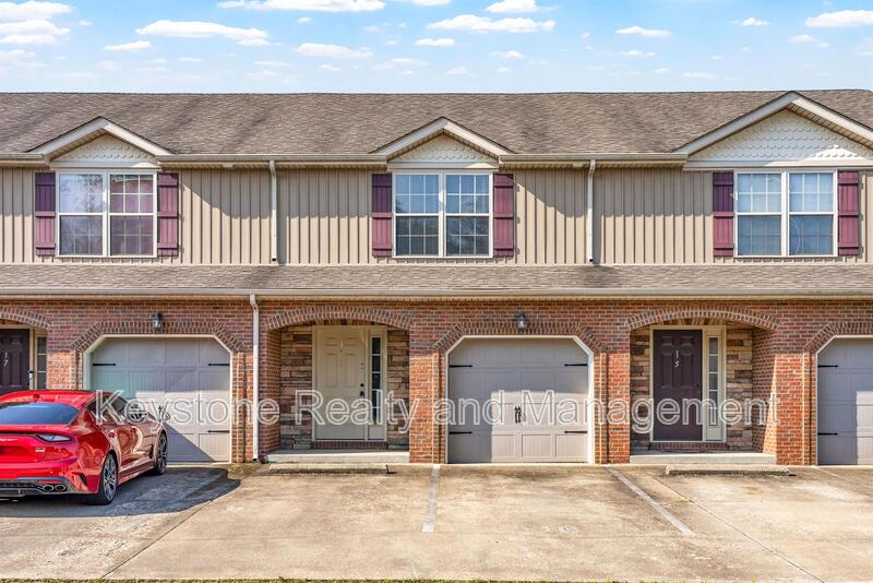 Unit 16
Clarksville Townhome: 770 Needmore Road