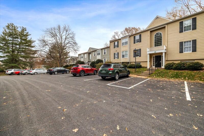 Charlottesville Condo: 1504 Villa Terrace - Unit A