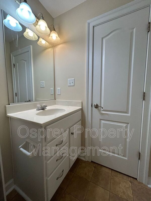 Charming 3-Bedroom Home in Prime VB Location! "ASK ABOUT OUR ZERO-DEPOSIT OPTION" - Photo 11