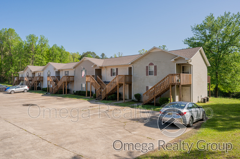 Mc Calla Condo: 484 Grey Hill Rd