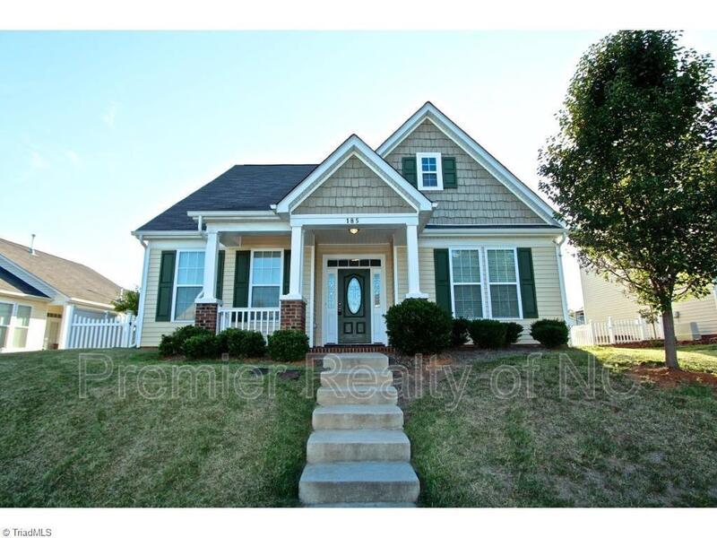 Advance House: 185 Parkview Ln