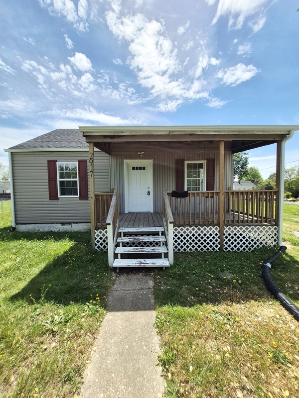 Richmond House: 2917 Creighton Road