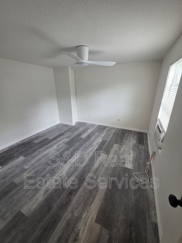 Winter Haven House: 111 8th St E