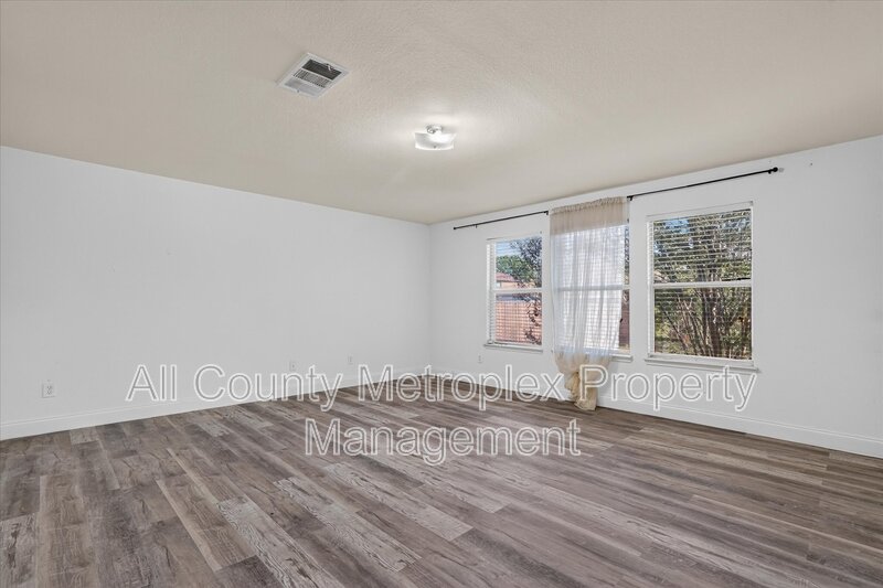 Main Rental Photo 6