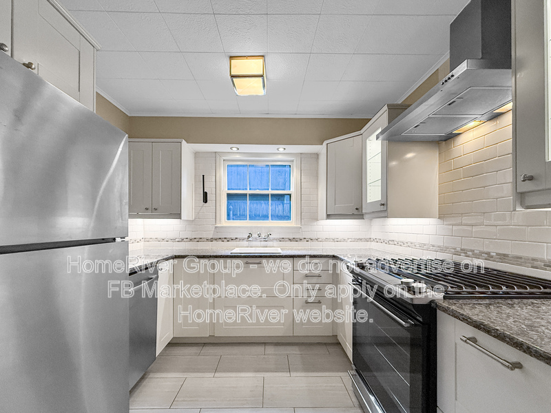 Austin Condo: 711 E 50th St