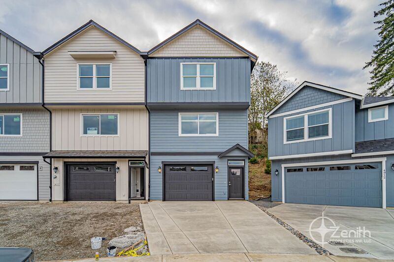 Request a Viewing for 4908 NE 2nd Court Tenant Turner Request a Viewing for 4908 NE 2nd Court Tenant Turner