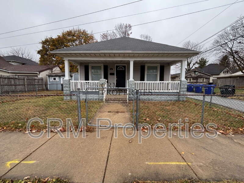 Kokomo House: 414 W King St