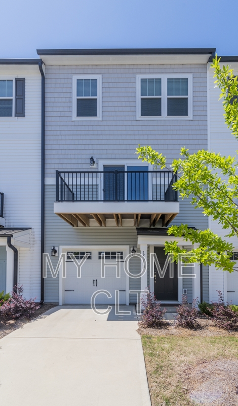 Charlotte Condo: 15010 Scoter Street