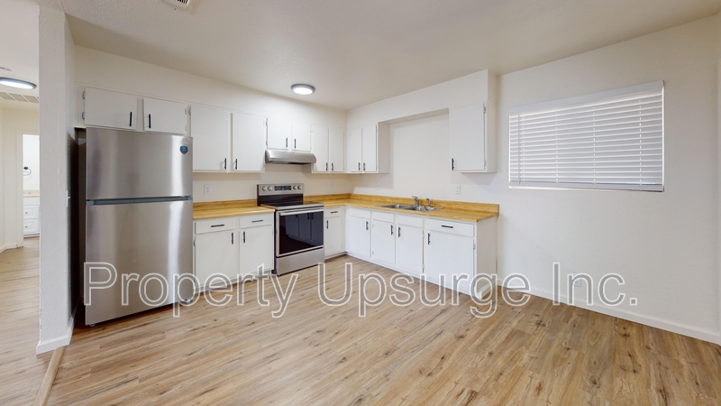 Shasta Lake Condo: 2061 Rosamond Avenue - 2