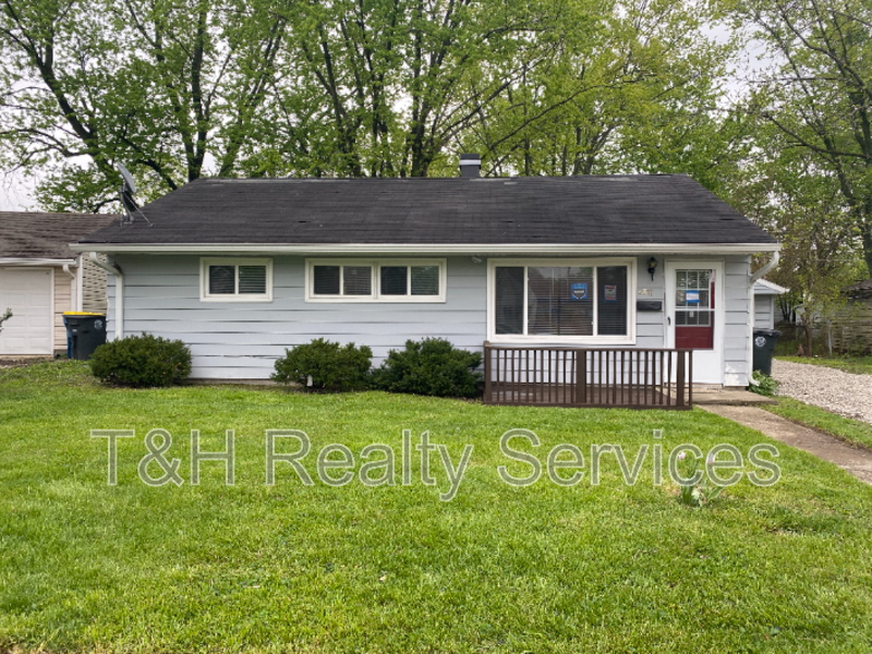 Lawrence House: 4817 Leone Drive